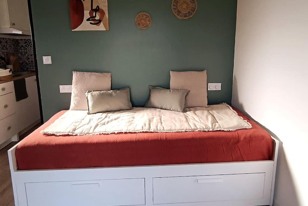 Chalet Cosy Avec Option Jacuzzi Saint-Genes-de-Fronsac المظهر الخارجي الصورة